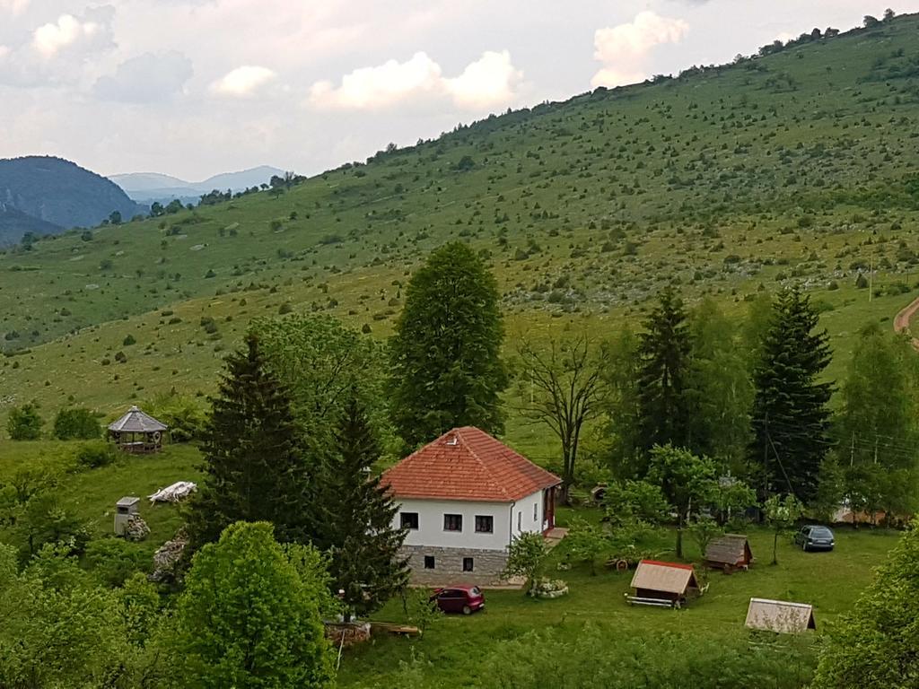 Etno Domacinstvo Saponjic Hotel Nova Varos Ngoại thất bức ảnh